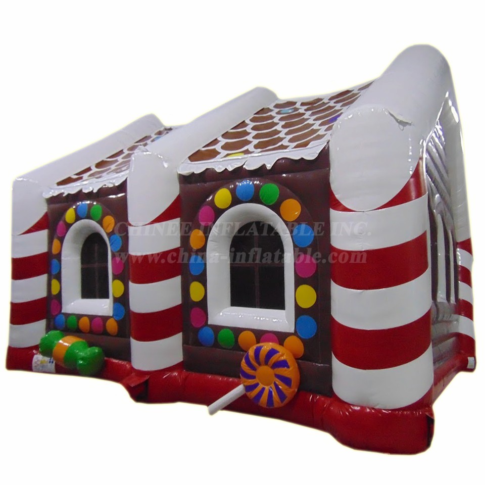 T2-4830 Candy House Inflatable Bouncer